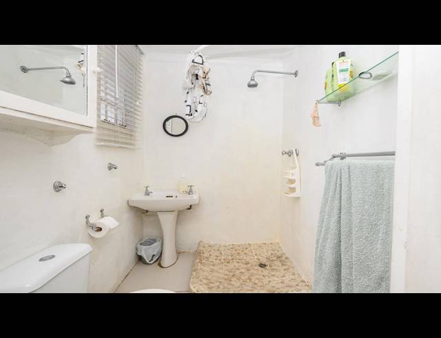 4 BEDROOM HOUSE FOR SALE IN RICHMOND HILL